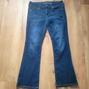 Like new American Eagle Dark Wash Jeans